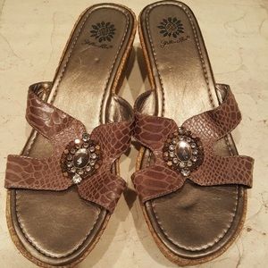 YellowBox Bronze Wedges